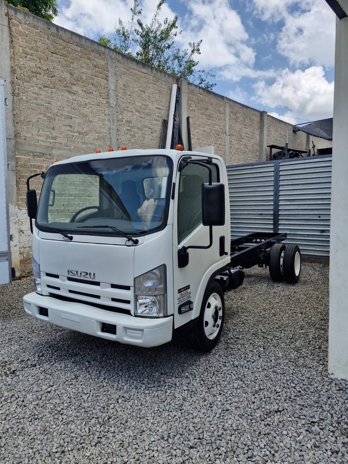 ISUZU ELF 500